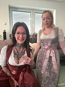 BrownieyQueen online show from March 8, 9:57 am