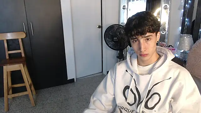 gojo satoru 18 online show from March 14, 12:07 pm