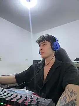 gojo satoru 18 online show from February 12, 4:40 am