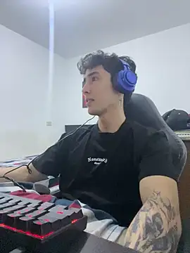 gojo satoru 18 online show from February 13, 2:40 am