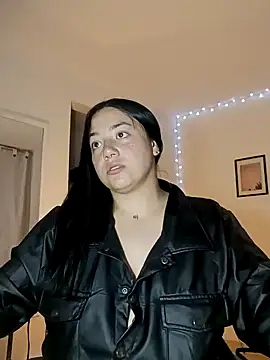 Snapshot of helena_smith chatting on December 7, 4:31 am helena smith online show from December 7, 4:31 am