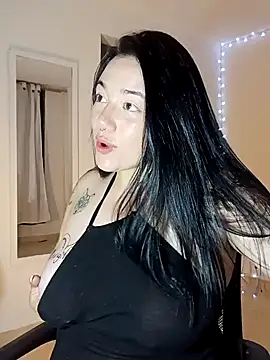 Snapshot of helena_smith chatting on December 21, 6:19 am helena smith online show from December 21, 6:19 am