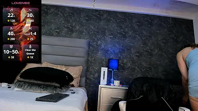 Bella Evans  online show from January 7, 6:21 pm