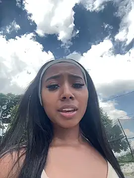 GabrielaLugo online show from March 22, 6:22 pm