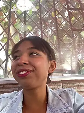 suzanelee online show from December 16, 2:38 pm