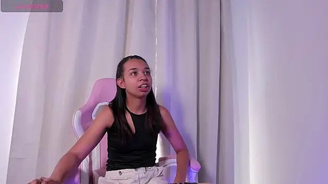 suzanelee online show from January 21, 6:23 pm