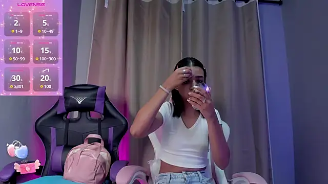 suzanelee online show from January 28, 12:11 pm