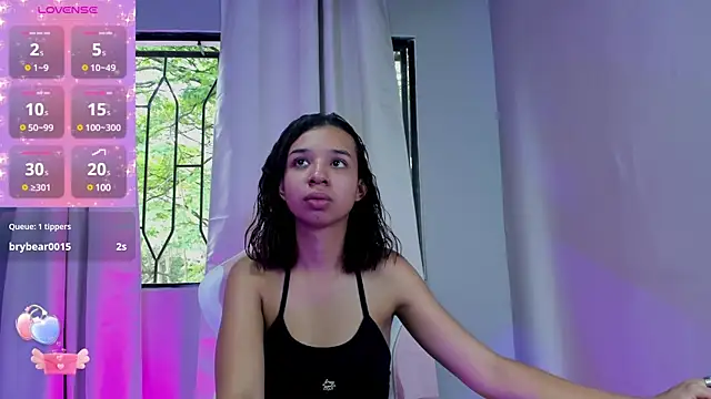 suzanelee online show from February 3, 7:10 pm