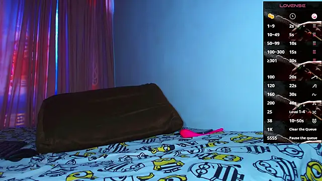 Snapshot of Thomass00 chatting on September 15, 3:01 pm Thomass00 online show from September 15, 3:01 pm