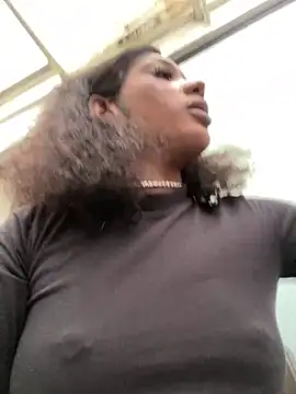 TIFFANYYSTAR online show from January 20, 2:25 pm