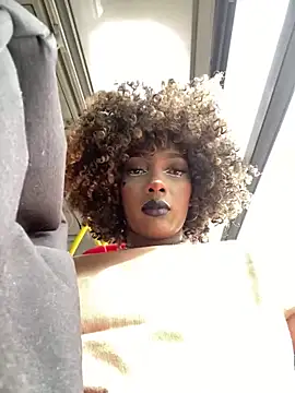 TIFFANYYSTAR online show from February 25, 1:39 pm