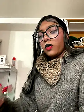 TIFFANYYSTAR online show from December 5, 12:47 pm