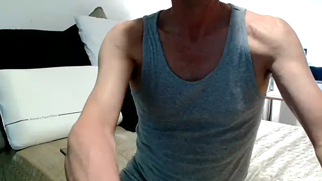 Snapshot of ImYourXtoy chatting on May 31, 7:04 pm ImYourXtoy online show from May 31, 7:04 pm