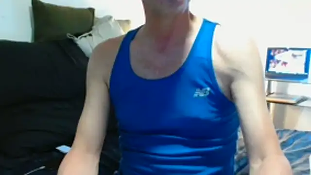 Snapshot of ImYourXtoy chatting on June 18, 6:23 pm ImYourXtoy online show from June 18, 6:23 pm