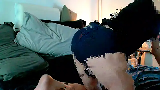Snapshot of ImYourXtoy chatting on July 1, 5:12 pm ImYourXtoy online show from July 1, 5:12 pm