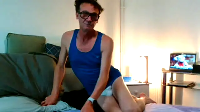 Snapshot of ImYourXtoy chatting on July 22, 6:00 pm ImYourXtoy online show from July 22, 6:00 pm