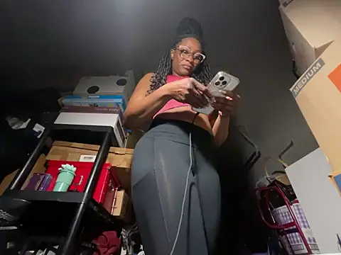 wynterheat online show from January 5, 5:27 pm