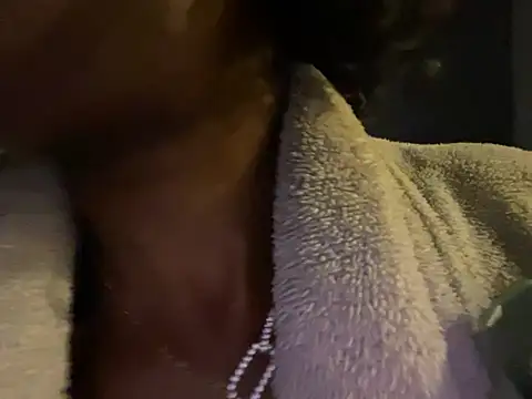 wynterheat online show from March 29, 1:38 am