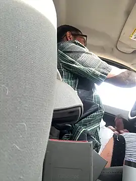 Snapshot of Daniel7131 chatting on January 1, 10:24 pm Daniel7131 online show from January 1, 10:24 pm