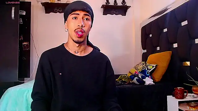 RyanRizzo online show from December 23, 7:41 pm