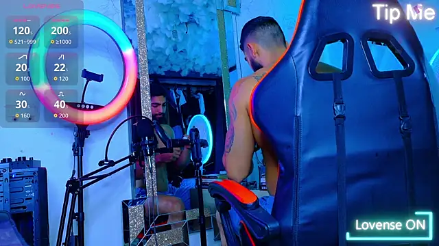 Rich boy01 online show from April 1, 6:05 pm