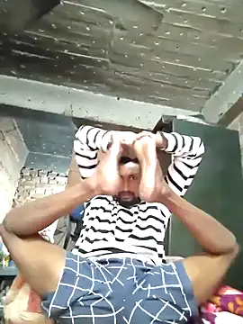 Snapshot of Deathsoul02 chatting on December 30, 5:37 am Deathsoul02 online show from December 30, 5:37 am