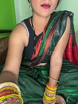 Snapshot of PUNAM_BABY1 chatting on August 4, 5:48 pm PUNAM BABY1 online show from August 4, 5:48 pm