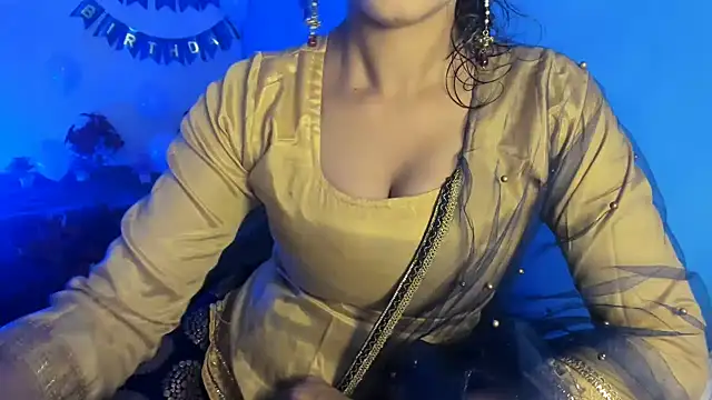 aarjulove online show from September 29, 5:29 pm