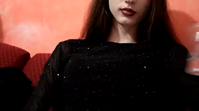 luniaitaliax3 online show from January 1, 12:21 am