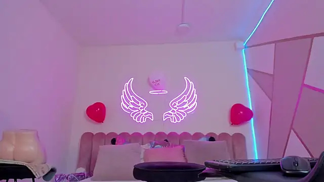  scarletmoore online show from February 8, 10:29 am