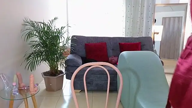 camil milfdream online show from February 10, 1:44 pm