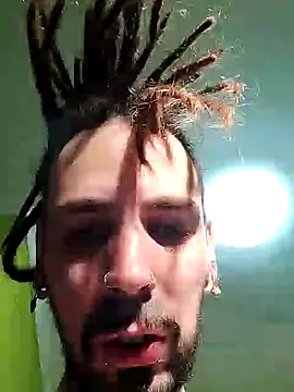 Snapshot of Casaltesudex chatting on December 13, 10:34 pm Casaltesudex online show from December 13, 10:34 pm