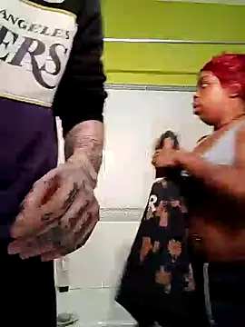 Snapshot of Casaltesudex chatting on January 25, 1:54 am Casaltesudex online show from January 25, 1:54 am