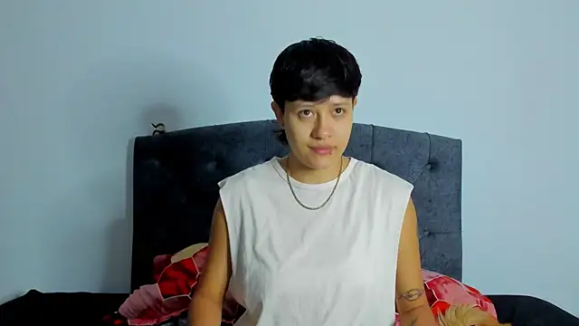 violet casper  online show from January 22, 9:57 am