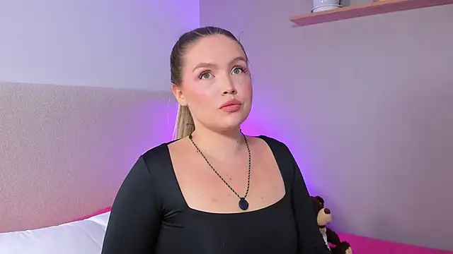 GaiaBaker online show from April 20, 2:09 pm