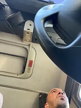 donnuozfutura online show from October 27, 8:51 am