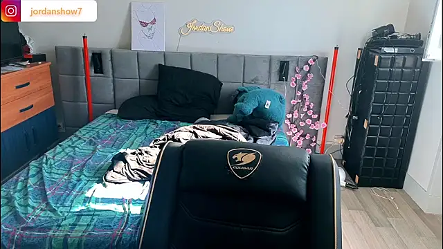 JordanShow online show from April 19, 9:08 am