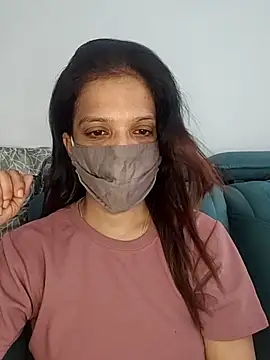 Snapshot of APKI_ARZOO chatting on June 8, 5:08 am APKI ARZOO online show from June 8, 5:08 am