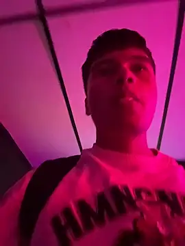 Logan smith1 online show from April 21, 5:39 pm