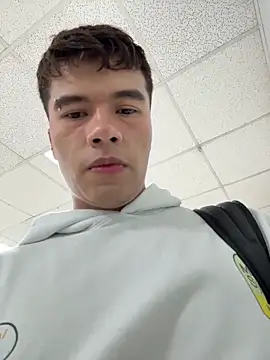 Logan smith1 online show from April 28, 2:00 pm