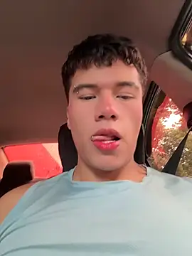 Snapshot of Logan_smith1 chatting on July 4, 8:15 pm Logan smith1 online show from July 4, 8:15 pm