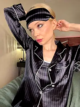 dollfromvenus online show from September 26, 6:34 pm