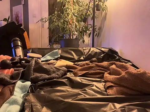 nickgode69 online show from February 2, 4:37 am