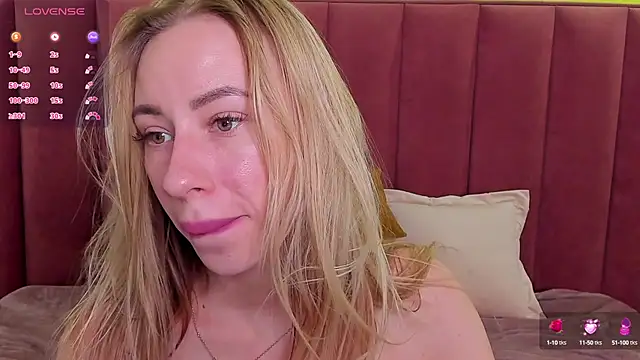 Snapshot of Diana_Garrett chatting on March 16, 7:59 am Diana Garrett online show from March 16, 7:59 am