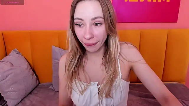 Diana Garrett online show from April 27, 2:09 am