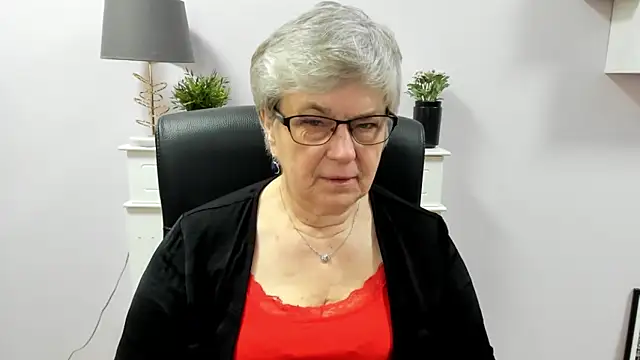 IrisDream online show from April 24, 6:05 am