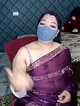 Snapshot of Cute-Raashii chatting on February 8, 5:18 pm Cute-Raashii online show from February 8, 5:18 pm
