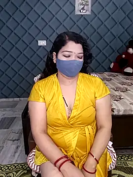 Snapshot of Cute-Raashii chatting on February 28, 5:48 pm Cute-Raashii online show from February 28, 5:48 pm