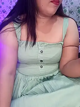 Snapshot of Cute-Raashii chatting on September 22, 9:44 am Cute-Raashii online show from September 22, 9:44 am