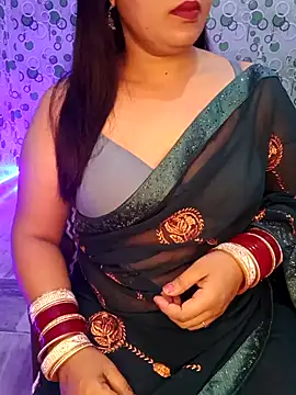 Snapshot of Cute-Raashii chatting on October 3, 1:13 am Cute-Raashii online show from October 3, 1:13 am